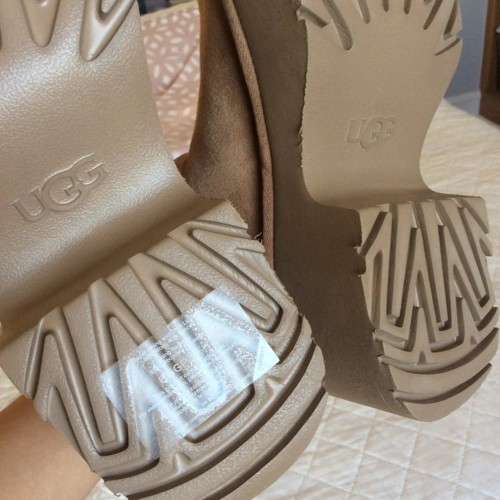 UGG NEW HEIGHTS ultra mini boots